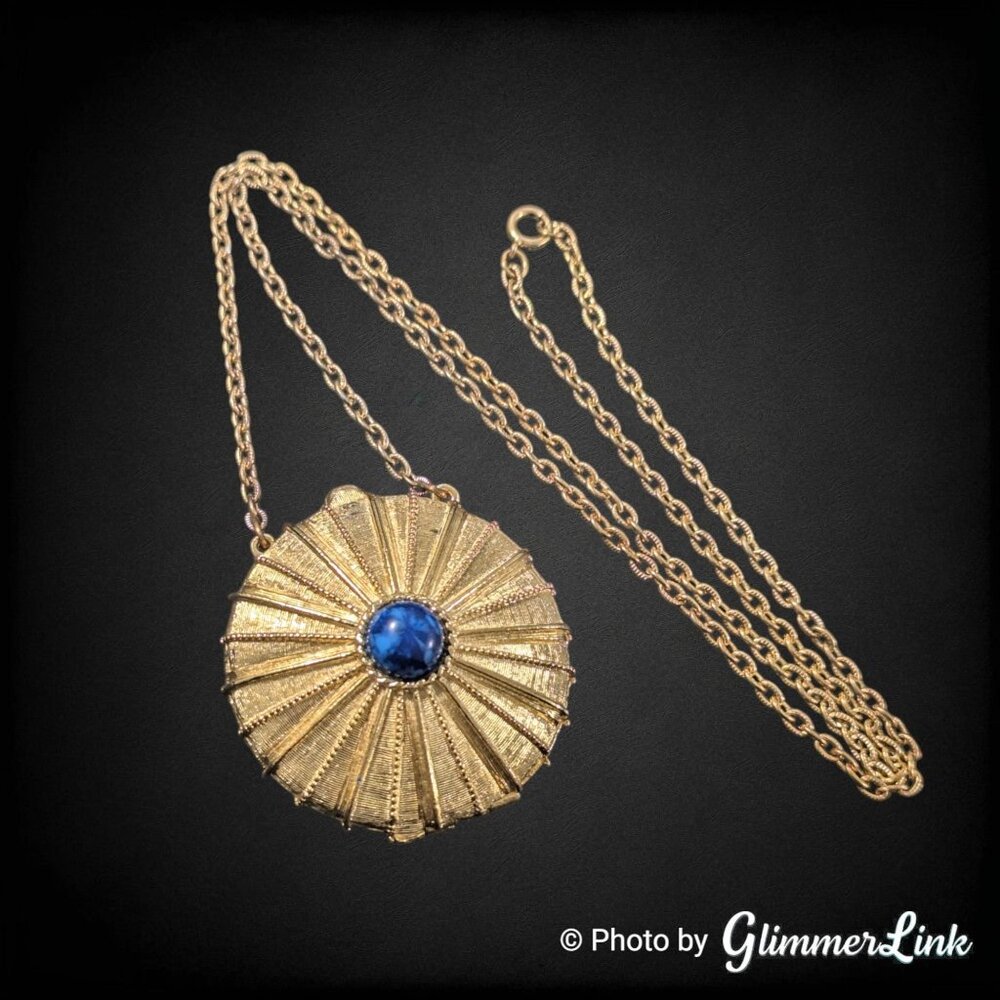 Vintage 1970s Estee Lauder Gold Tone Solid Perfume Compact Pendant Necklace